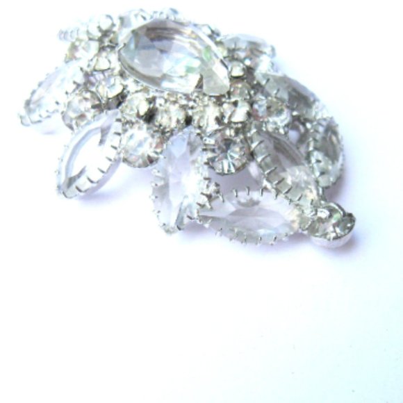 Stunning Vintage Large Prong-Set Rhinestone & Cut Glass Flower Pendant - Picture 3 of 3